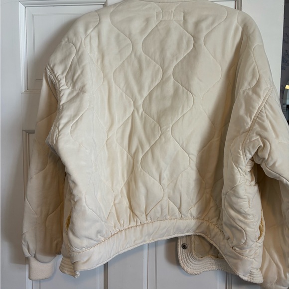 Blank NYC Off-White Quilted Puffer Jacket - Picture 4 of 4